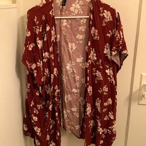 🌺 Forever 21 red floral kimono cardigan 🌺